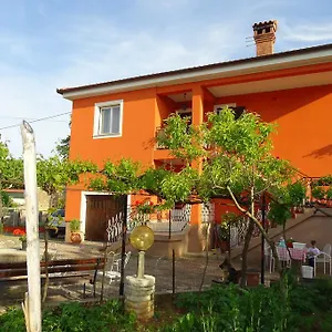 Parenzana Bibali 65 A 52460-buje Buje